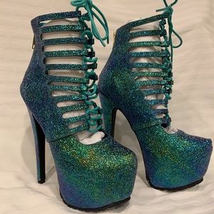 Privileged metallic green/blue mermaid caged boots